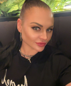 Частная массажистка Виктория 