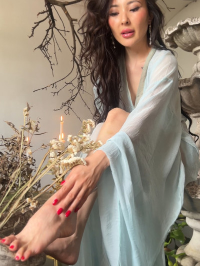 Частная массажистка Саяна 