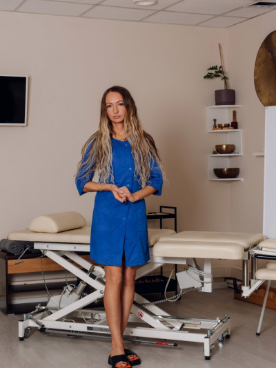 Частная массажистка Яна 