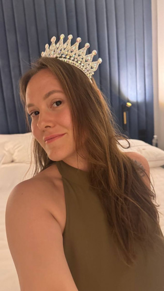 Частная массажистка Азалия, 27 лет, Москва - фото 1